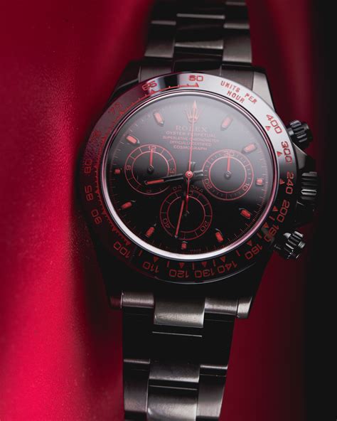 rolex daytona black face red dial|rolex daytona 116520 serviced by.